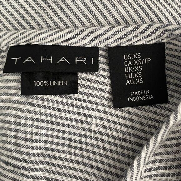 Tahari Linen Button Back Cropped Sleeve Striped Top XS - Picture 5 of 9